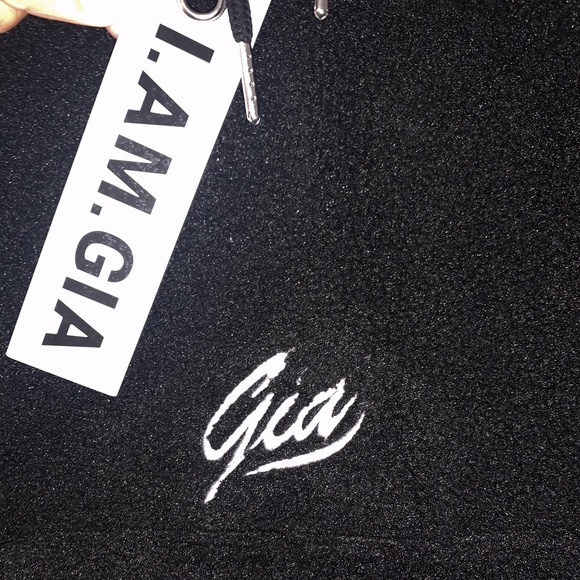 I.AM.GIA PIXIE SHERPA JUMPER - HOODIE // BLACK - Picture 2 of 3